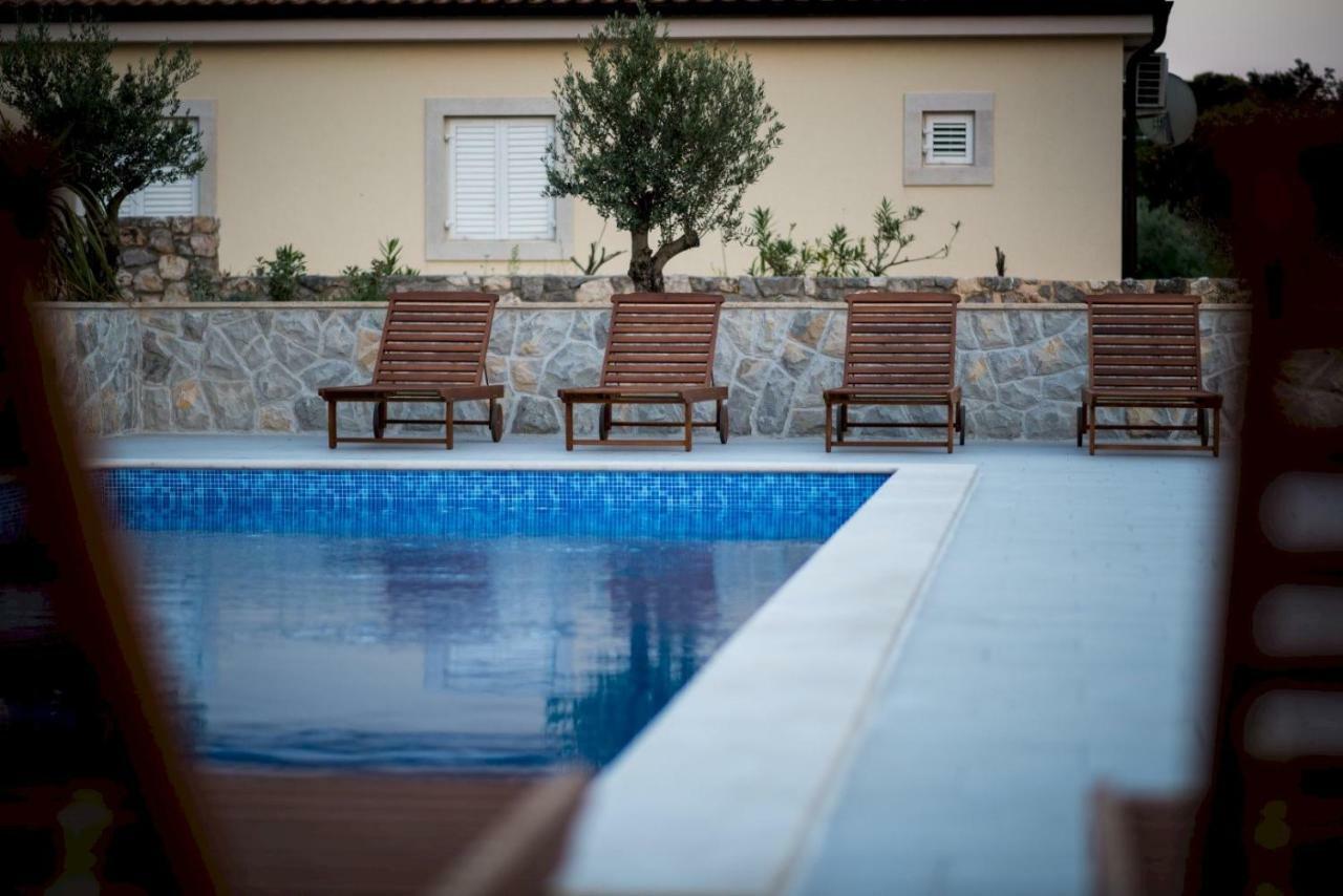 Luxury Villa Viktorija Linardici Exterior photo